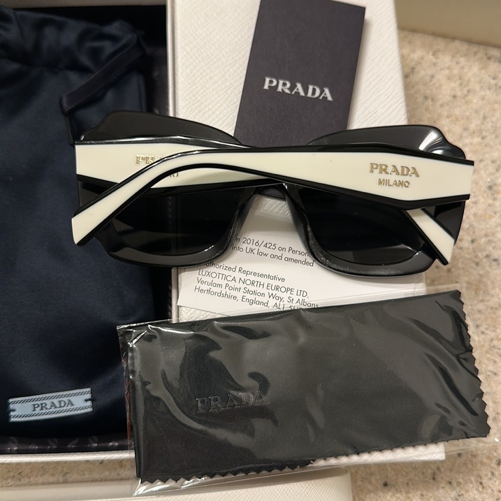 New Prada sunglasses - Picture 3 of 3